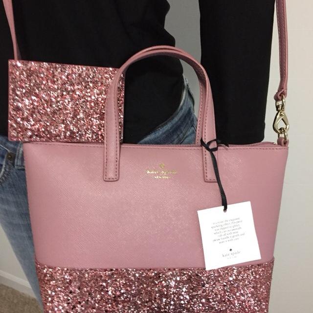 BNWT Kate high quality Spade Pink Glitter purse