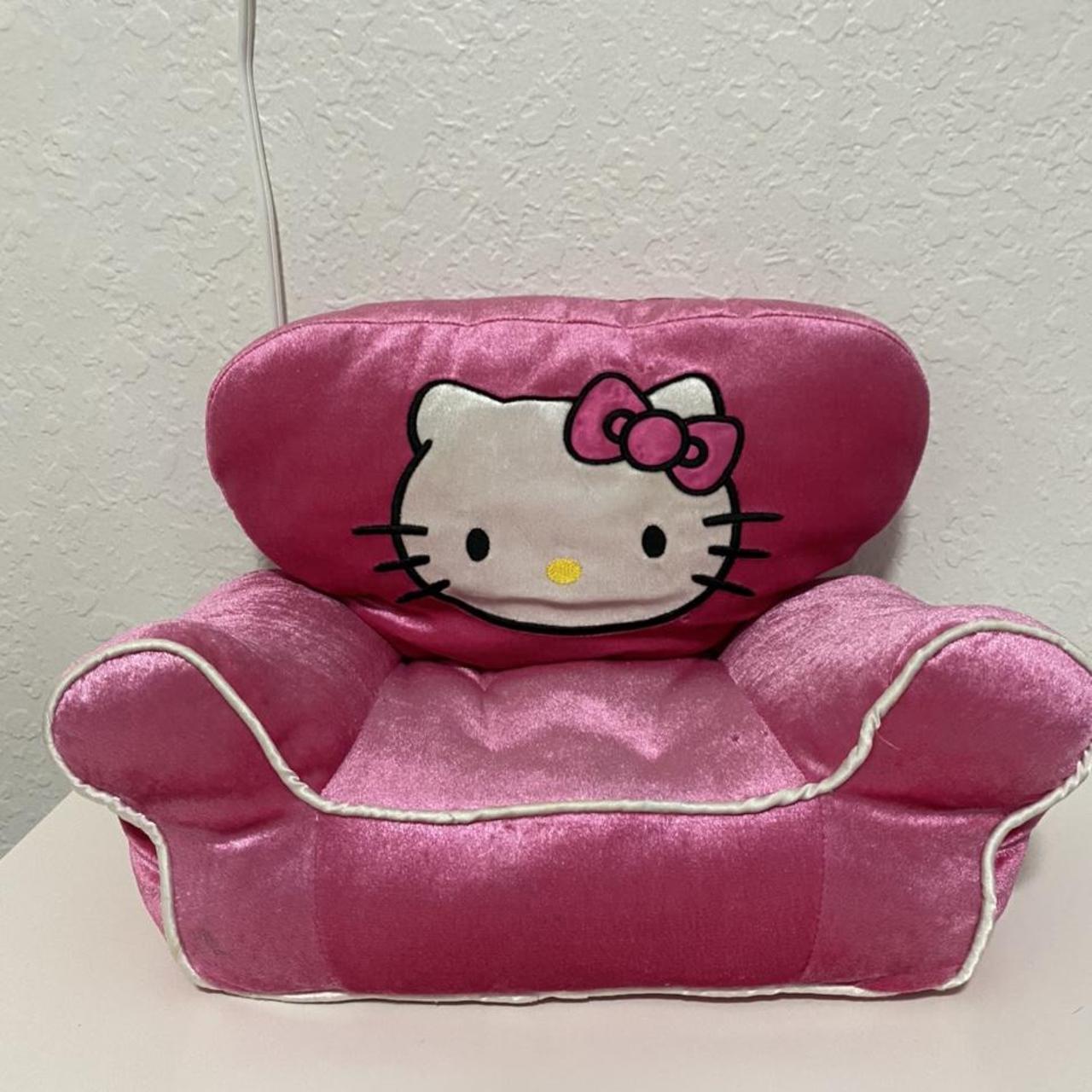 Hello Kitty Pink and White Stuffed-animals | Depop