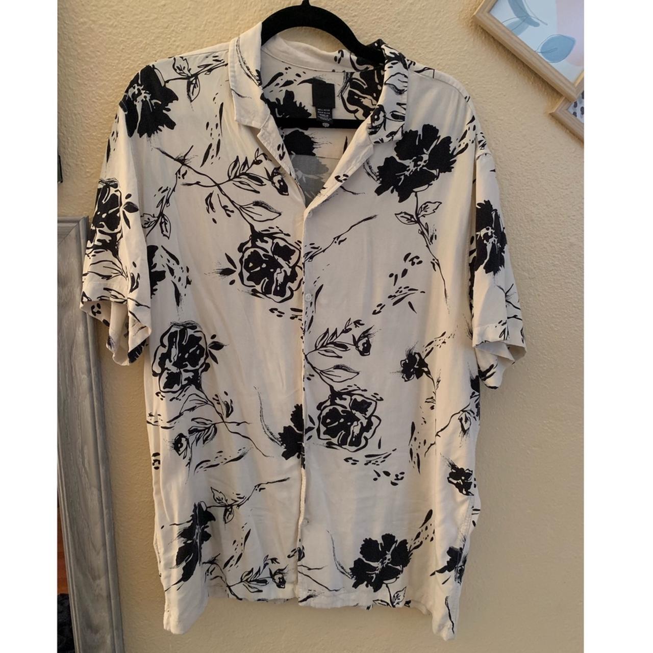 h&m black and white floral shirt Depop