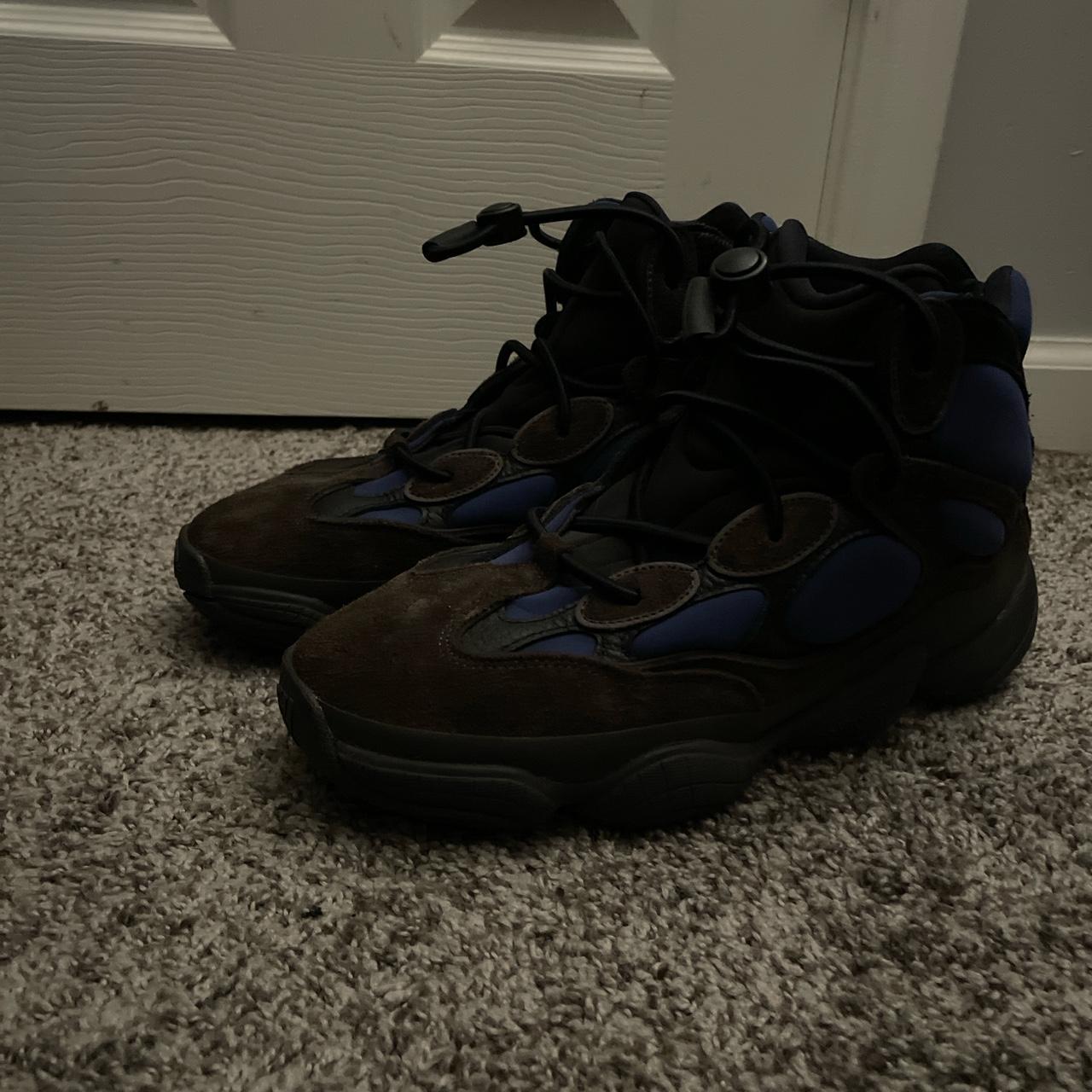yeezy 500 tyrian on feet