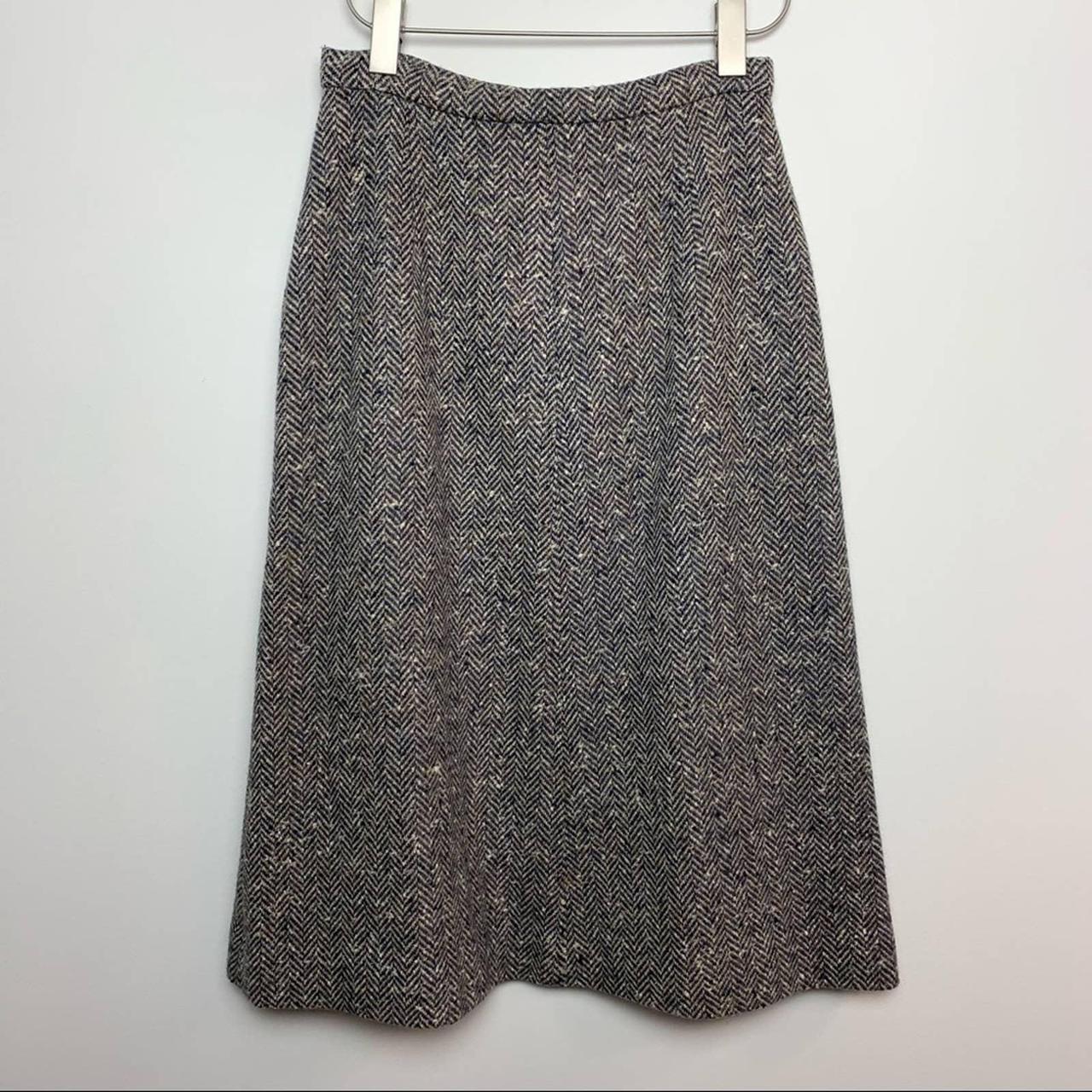 Women's Grey Skirt (2)