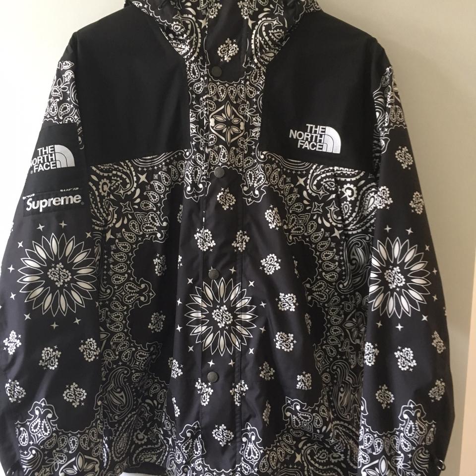 WTB] Huge wtb supreme x tnf paisley bandana jacket size M or L