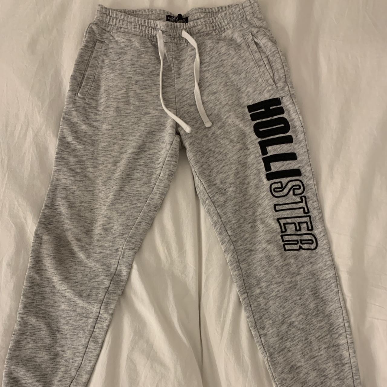 Hollister sweatpants in black with side script logo
