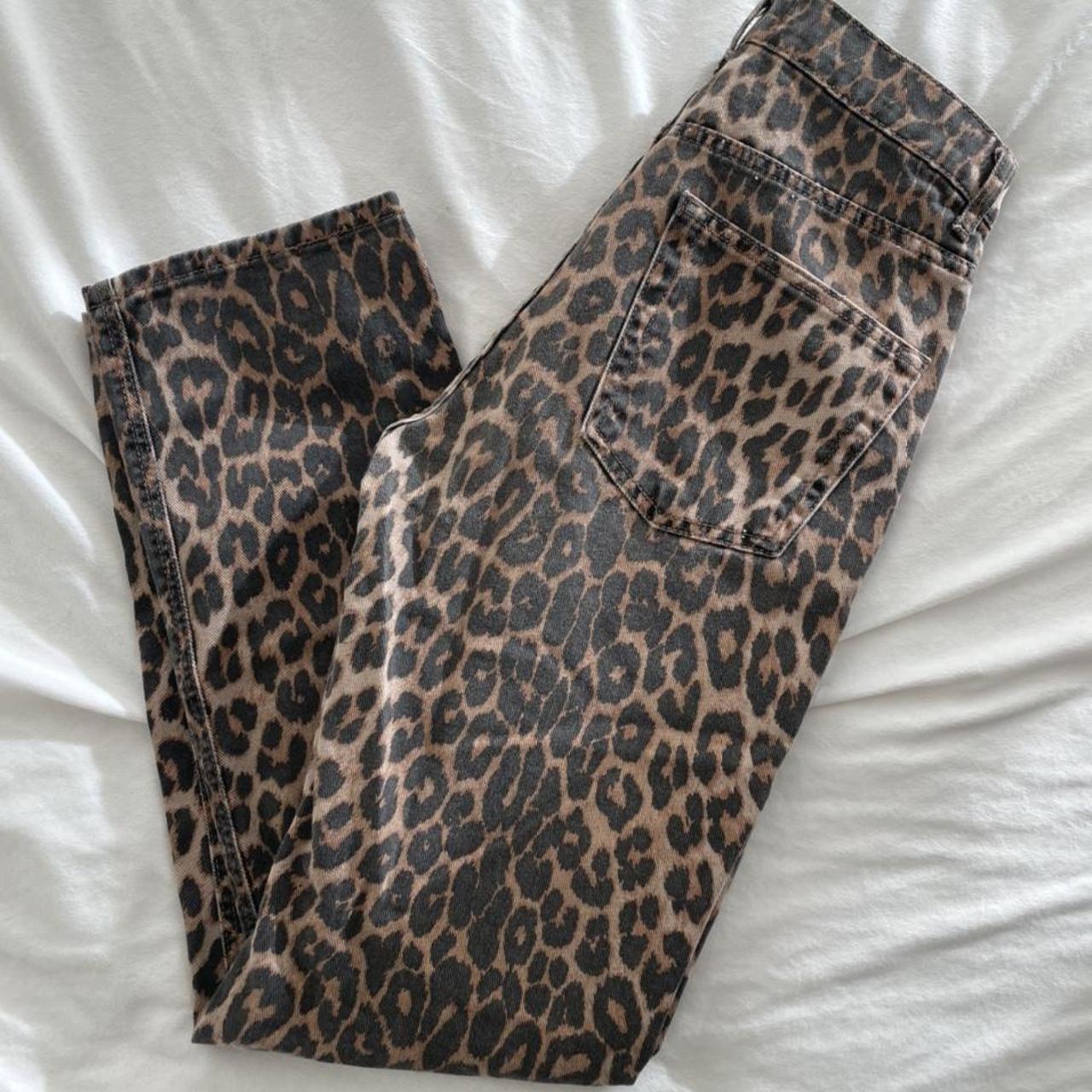 Nicely Fitted High Waisted Cheetah Print Jeans Depop   P0 