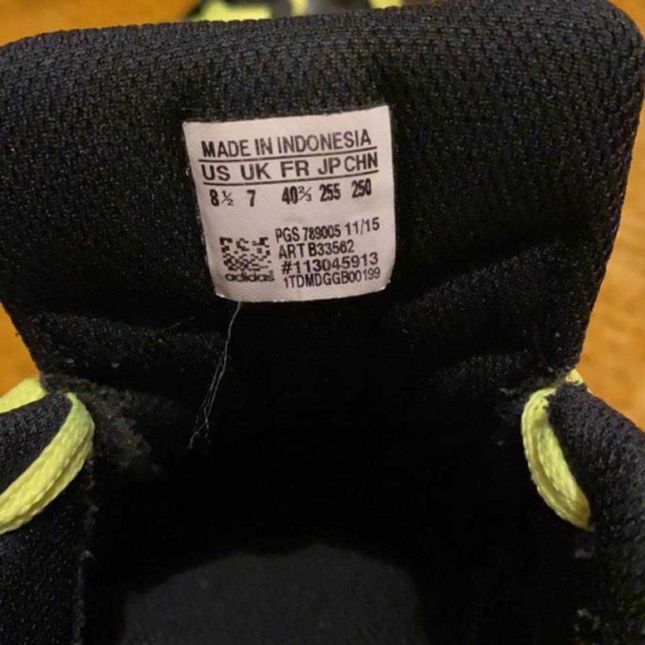 adidas 1686818