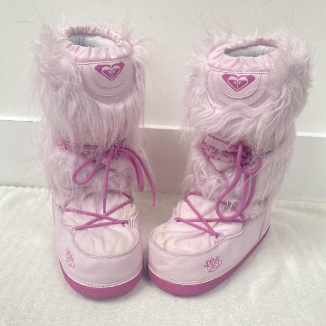 pink fur moon boots