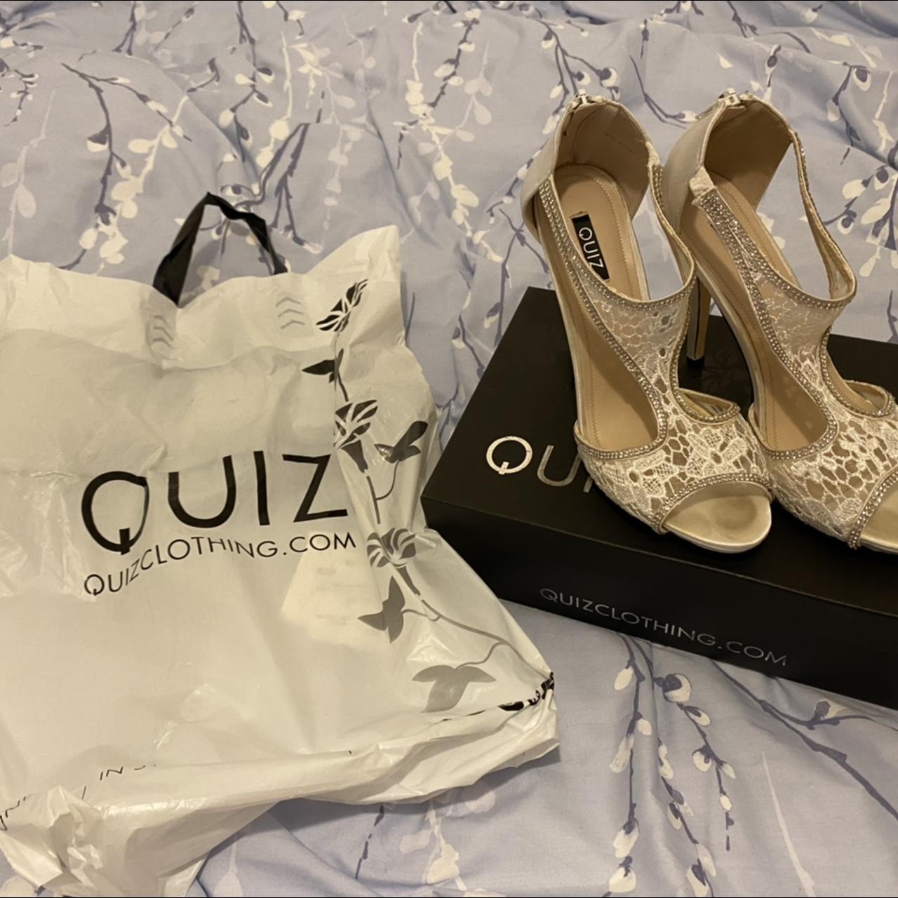 Quiz best sale gold heels