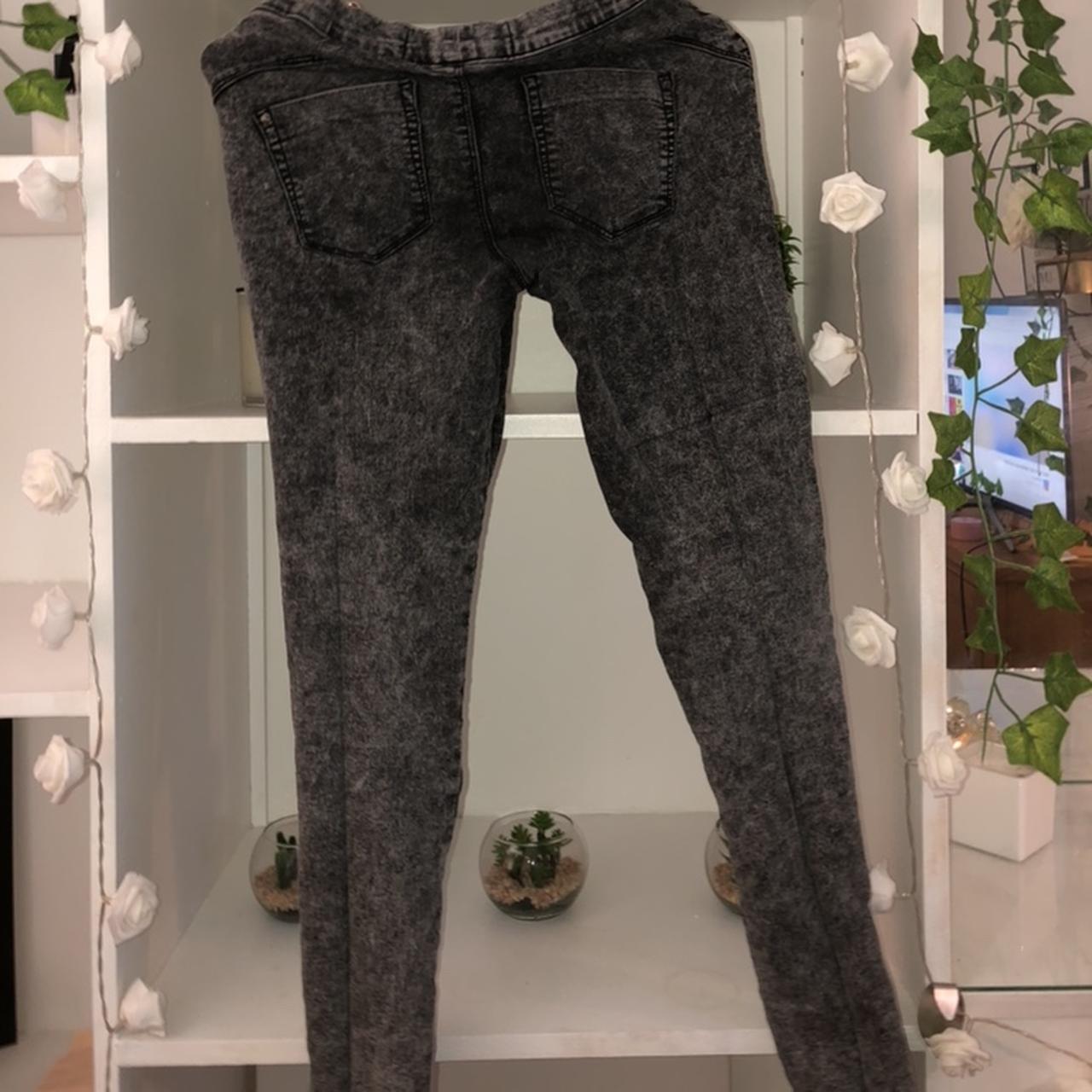 Comfy leggings that look like jeans - grey “washed - Depop