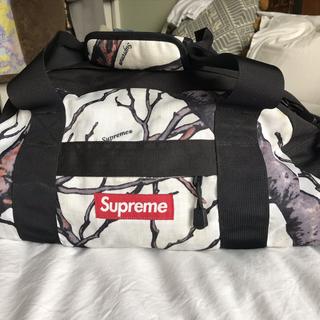 Supreme Duffle Bag “Red” FW17 Bought this from - Depop