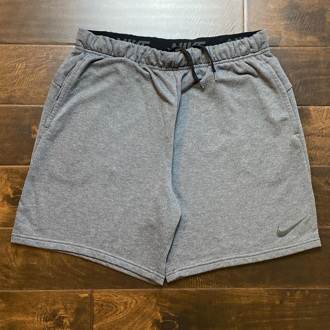 dark gray nike shorts