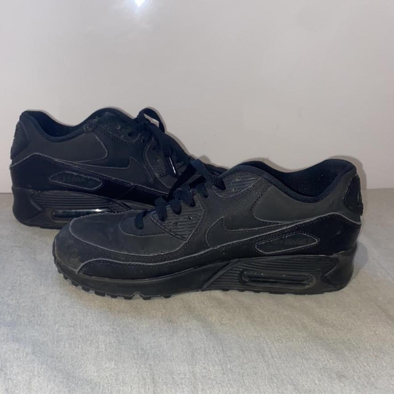 Nike air max 90’s size 6. A little worn but it great... - Depop