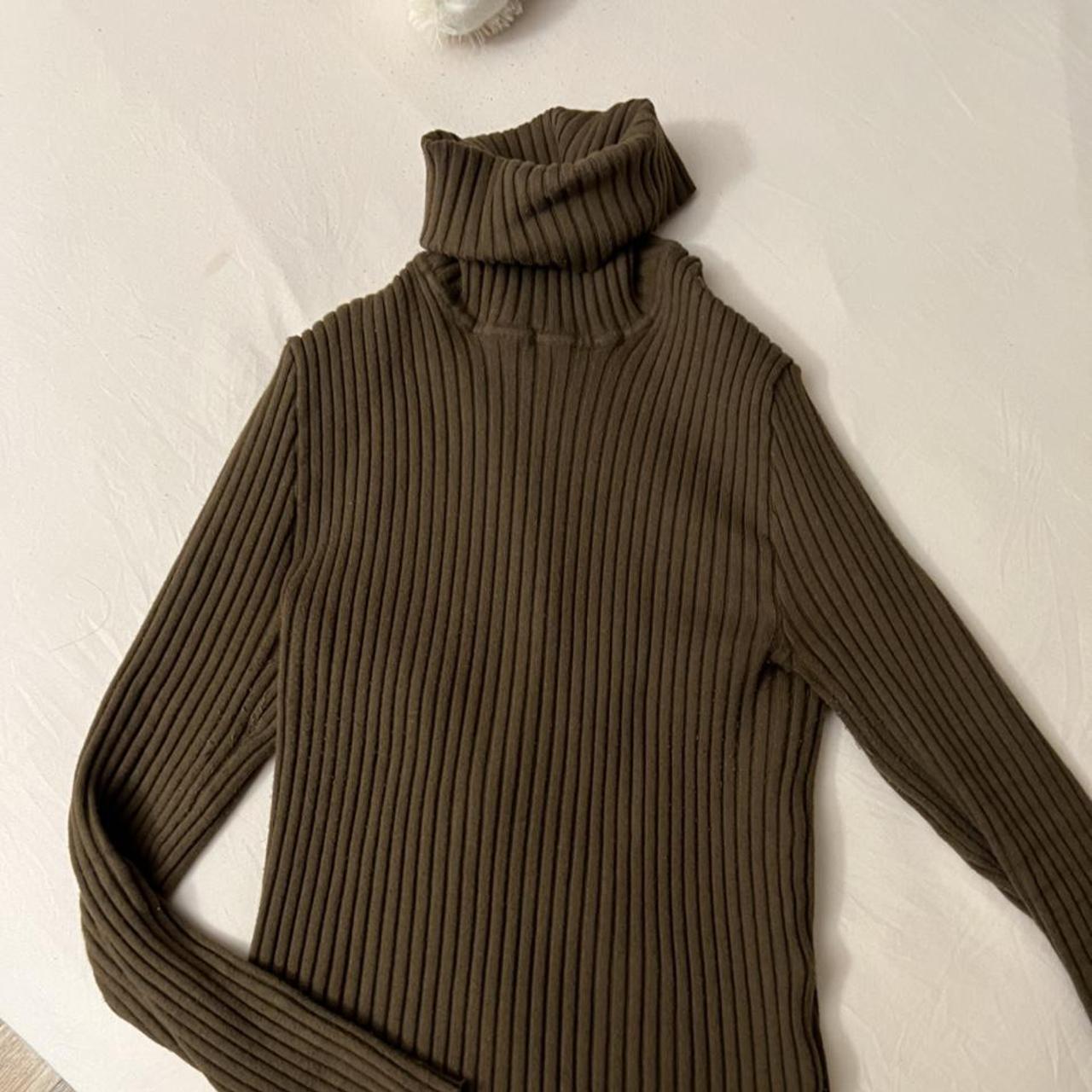 Giu on sale giu turtleneck