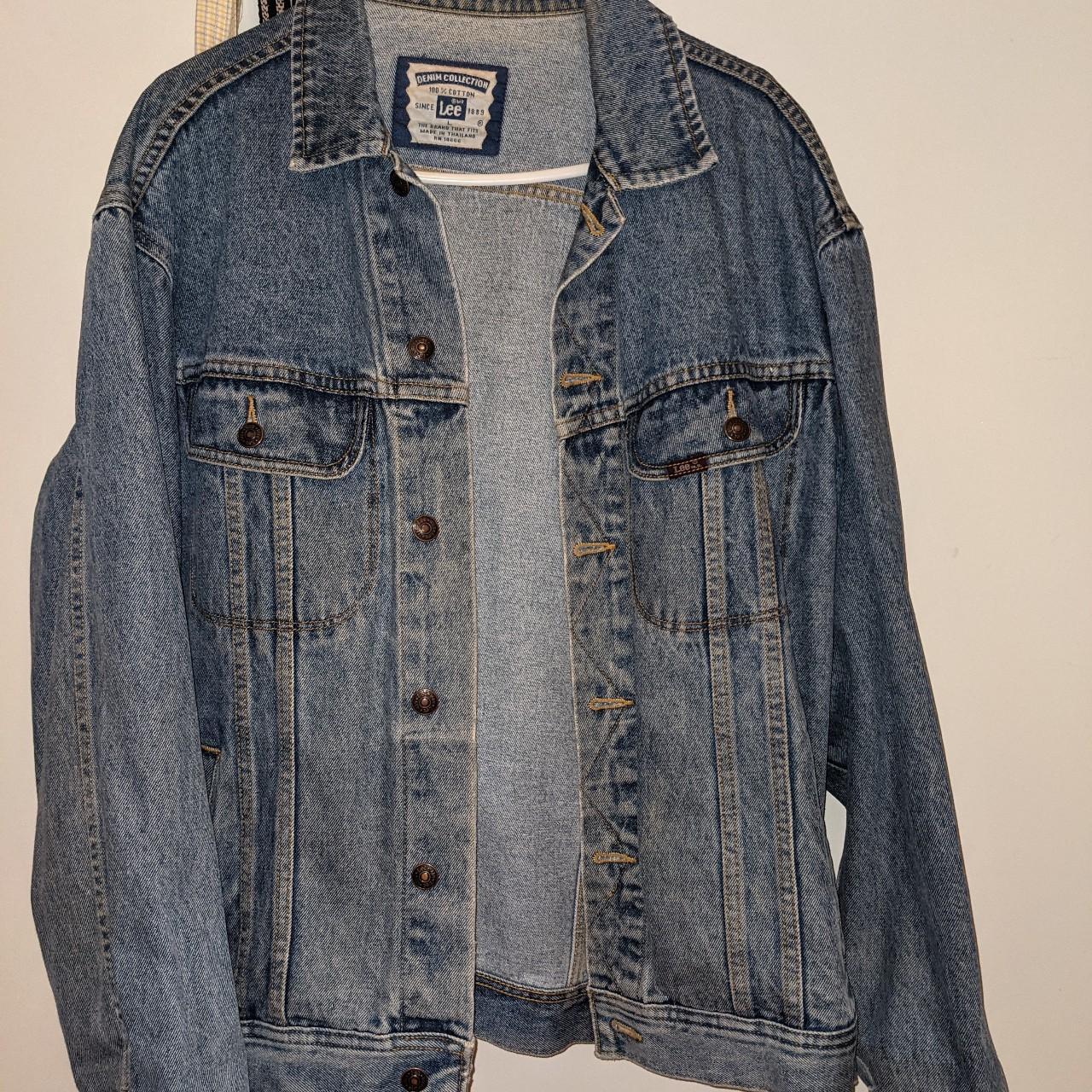 oversized, vintage lee denim jacket 🧸bought in... - Depop