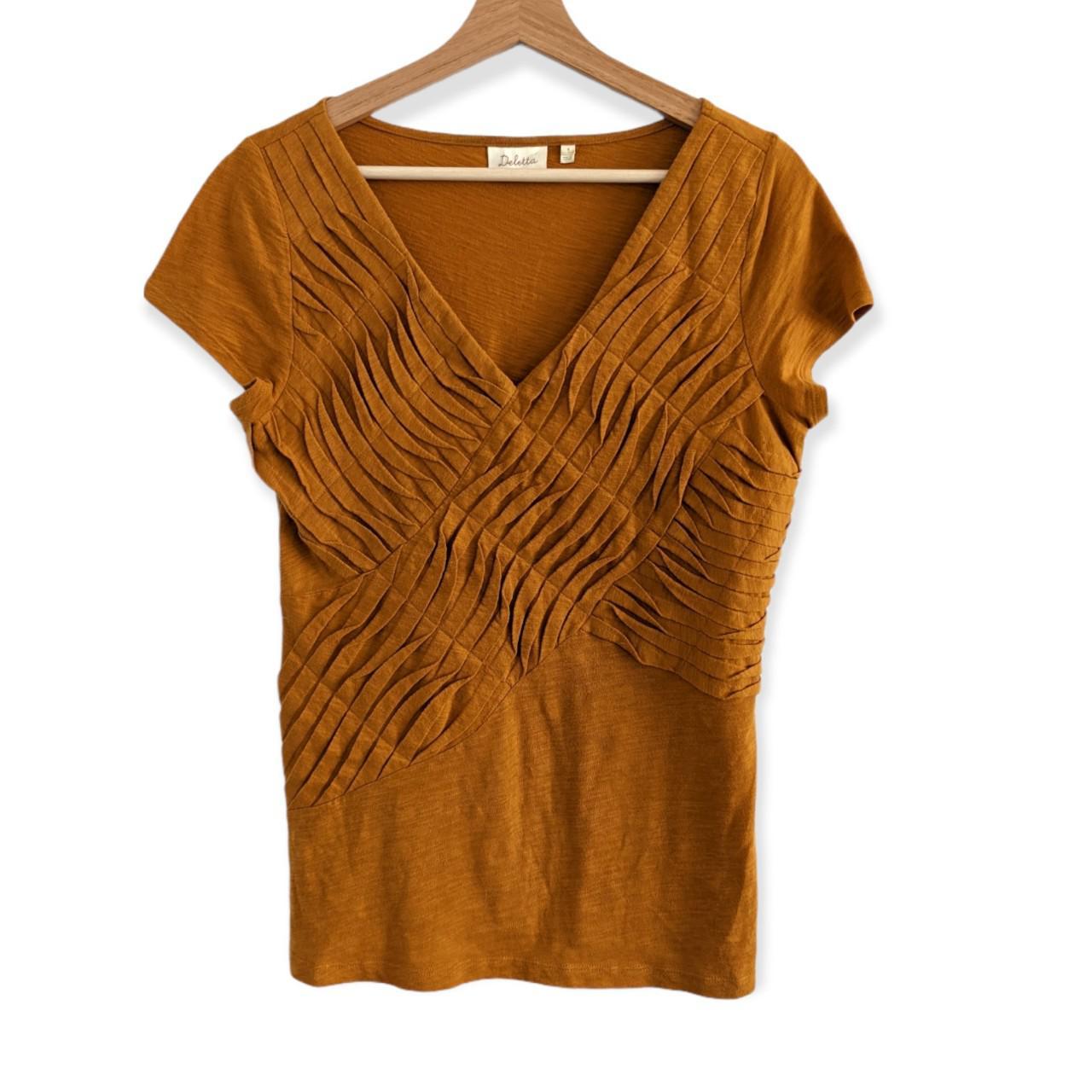 Product Image 1 - Tumeric Gold Textured Pleat Top

Lovely