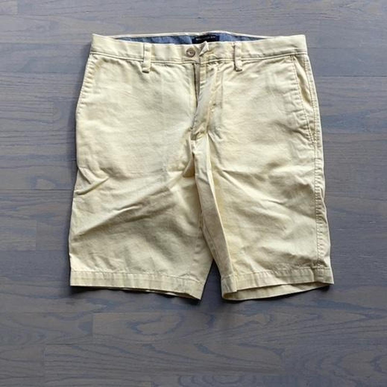 Banana Republic Men's Shorts Depop