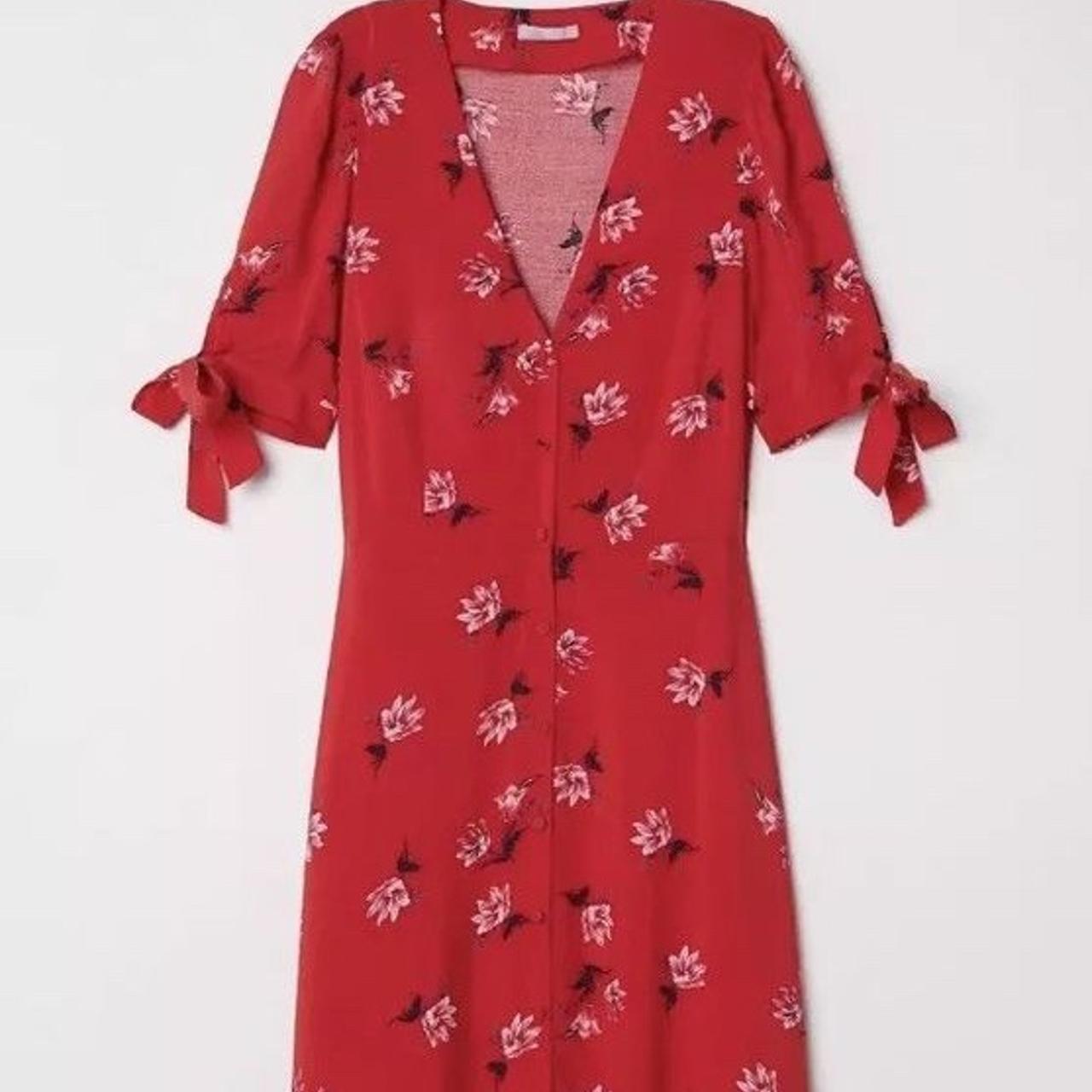 H&M red flora midi dress, brand new with tags. Size 8 Depop