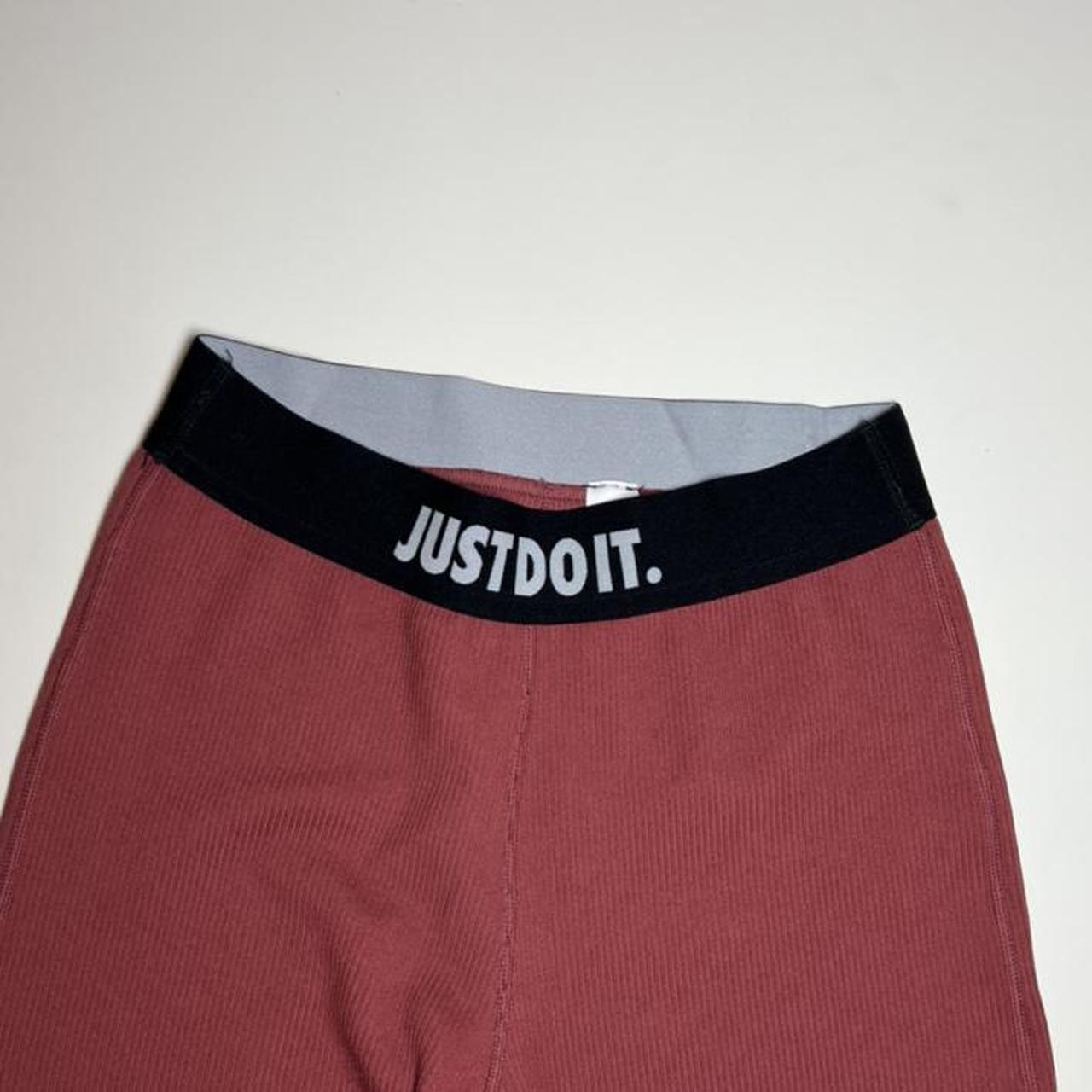 red nike leggins
