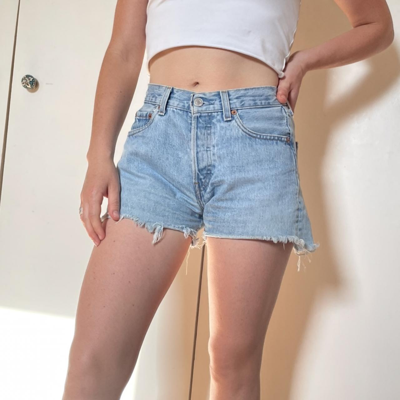 Levi 501 light wash shorts, Waist 28, Would fit