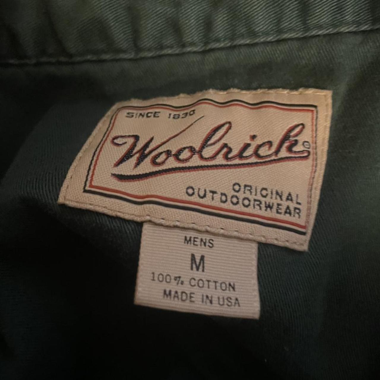 Woolrich button up Men’s size Medium In great... - Depop