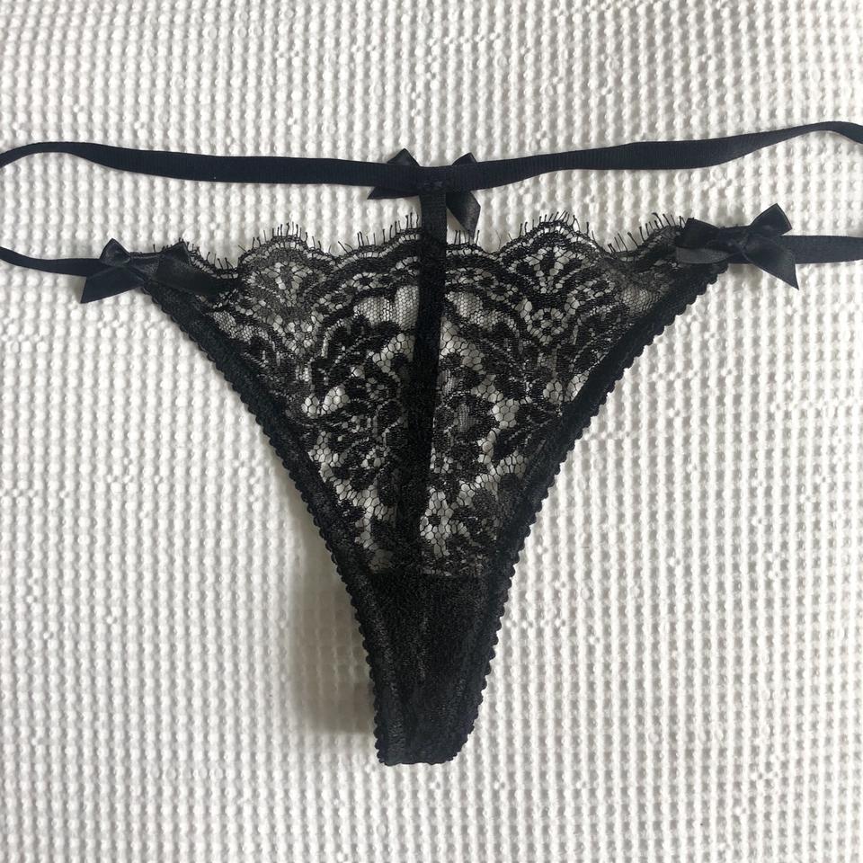 BLACK SCALLOP LACE THONG Made by yours - Depop