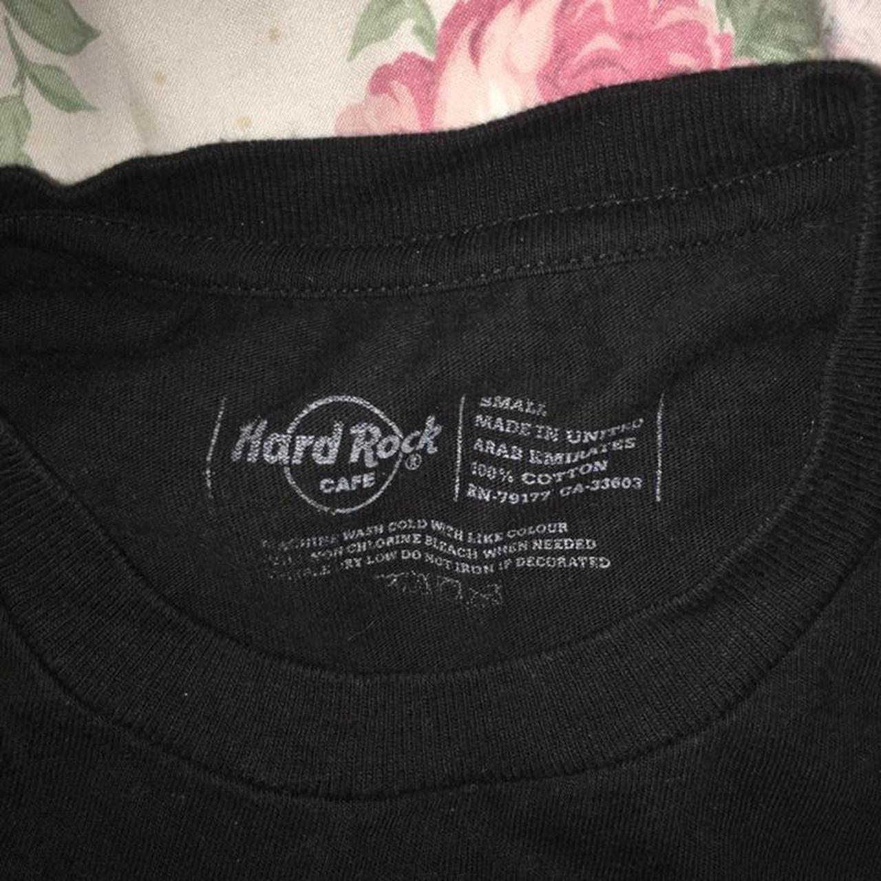 Hard Rock Cafe Women's Black and Tan T-shirt | Depop