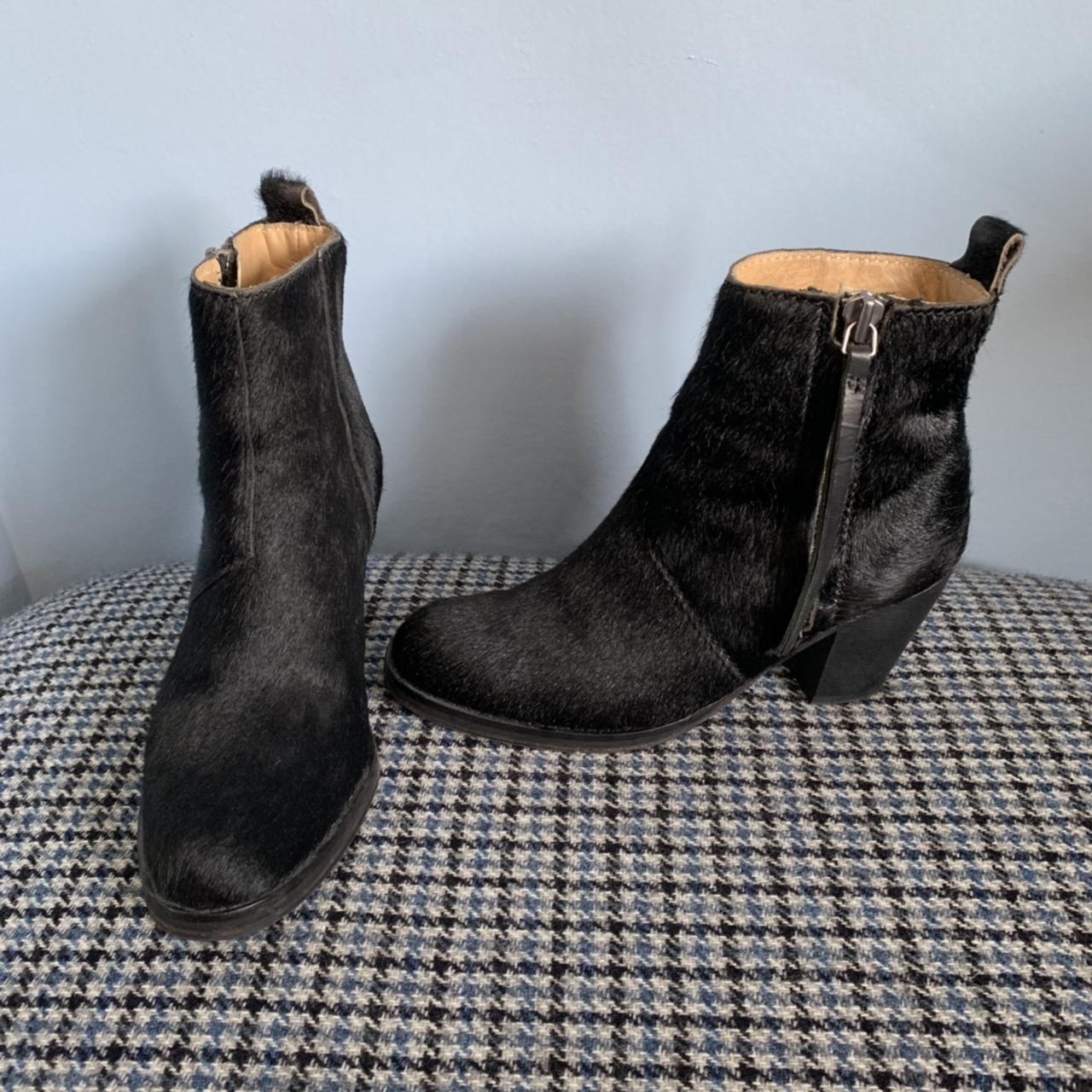 Pony best sale skin boots