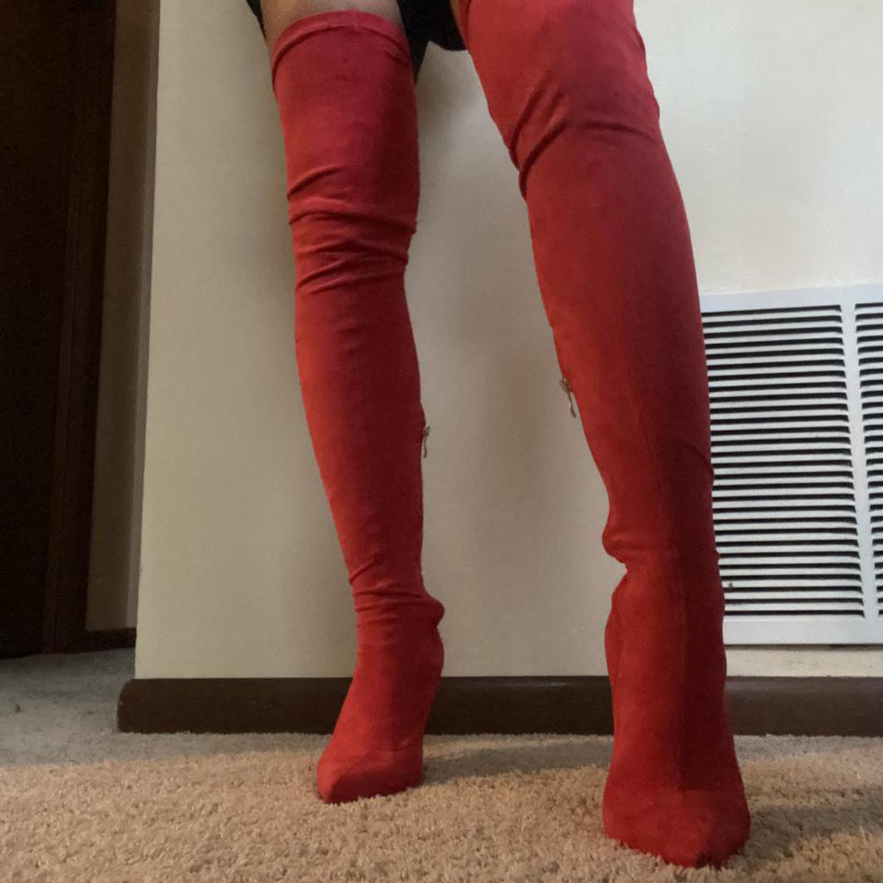 Fashion nova 2025 red boots