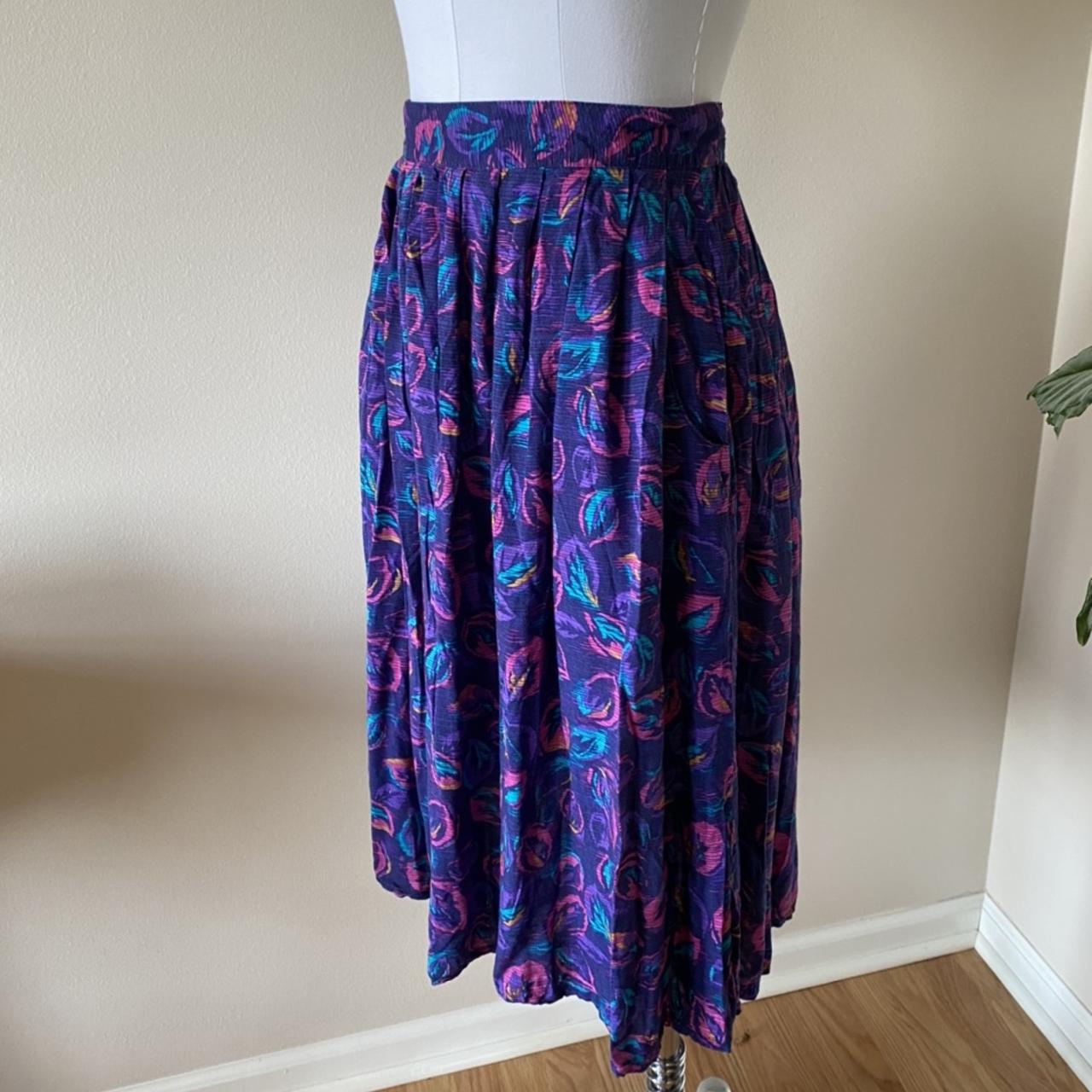 This skirt is so fun. It’s absolutely perfect.... - Depop