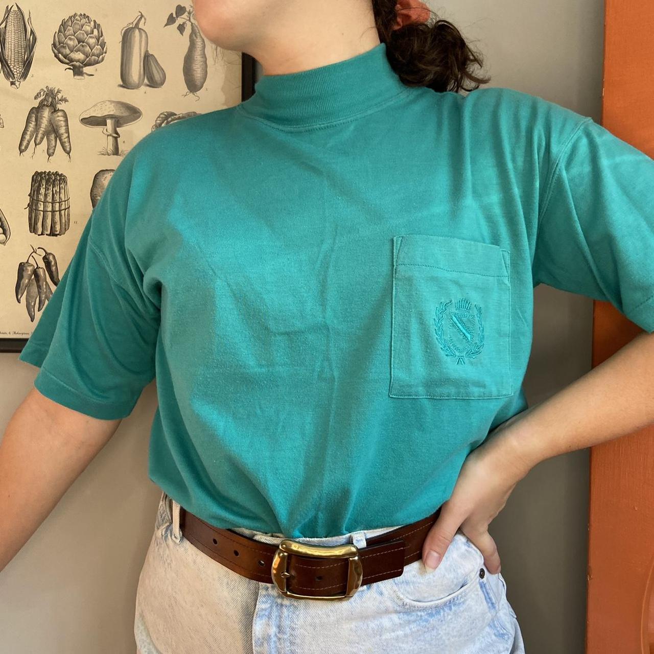 Women’s Blue and Green T-shirt | Depop