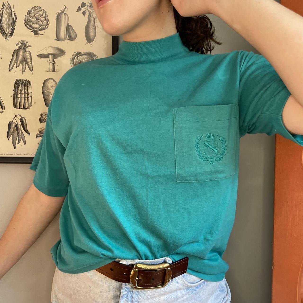 Women’s Blue and Green T-shirt | Depop