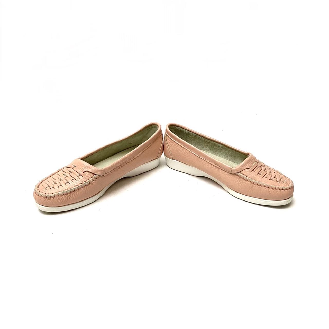 Women's Pink Loafers Depop