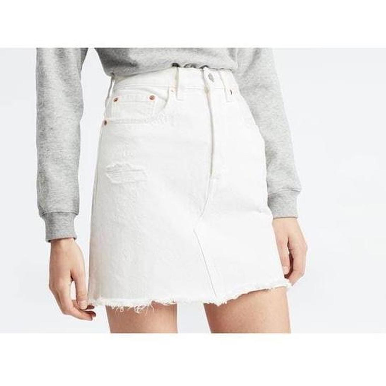 Levi's white denim skirt hotsell