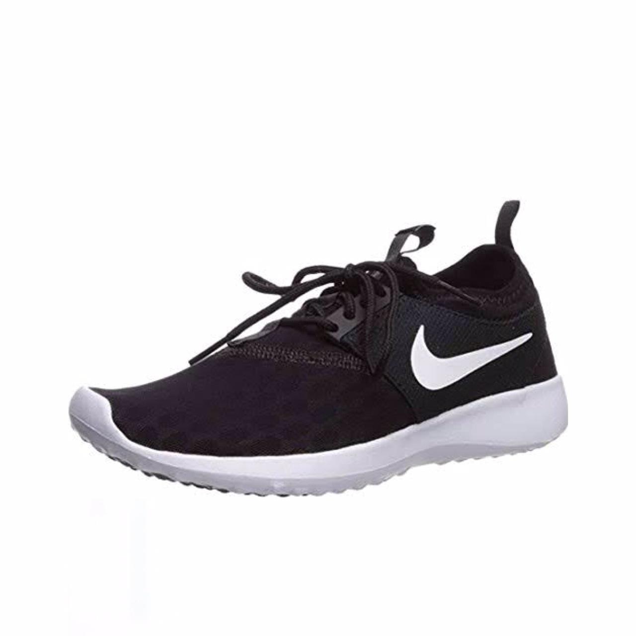 Nike black e white juvenate trainers best sale