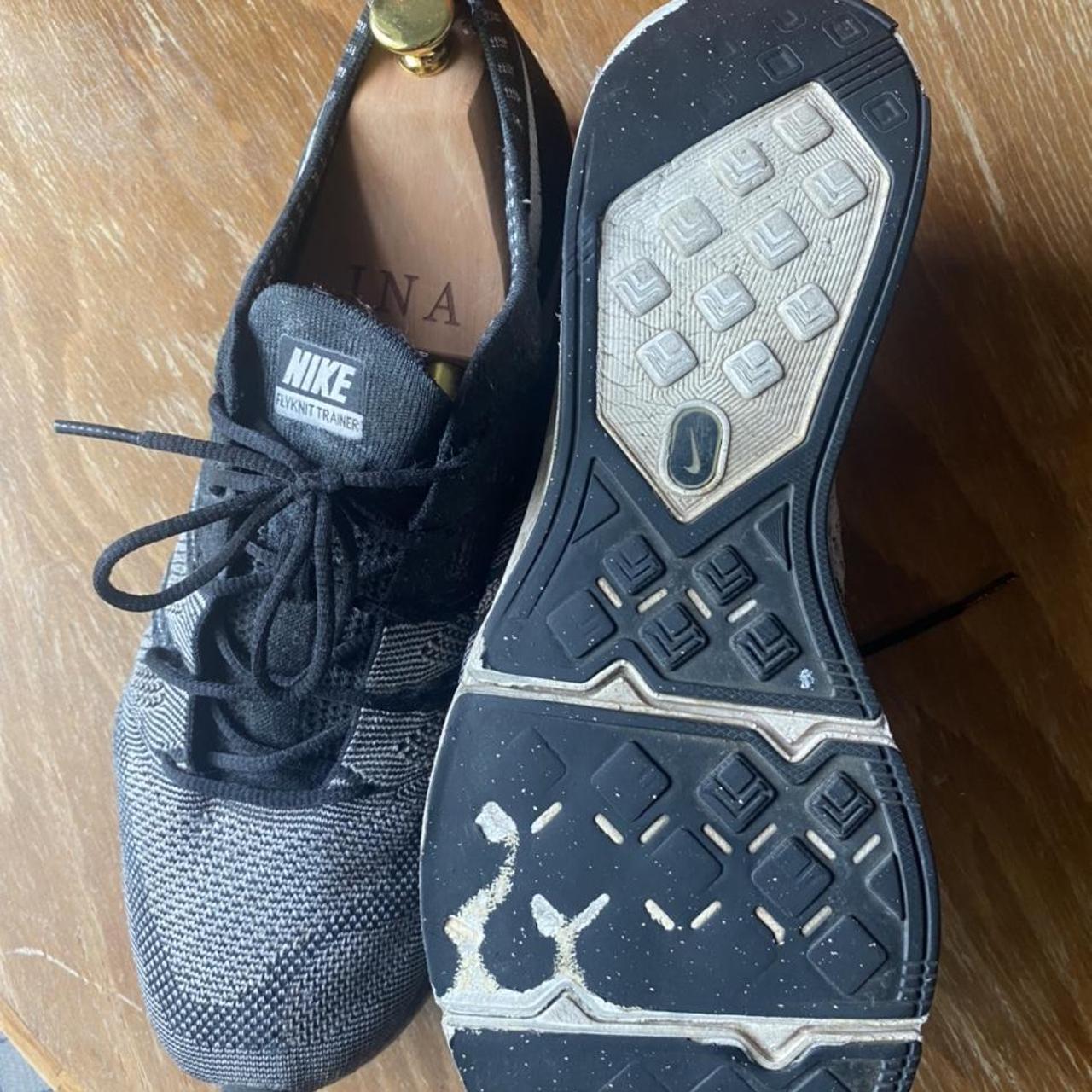 flyknit trainer size 9