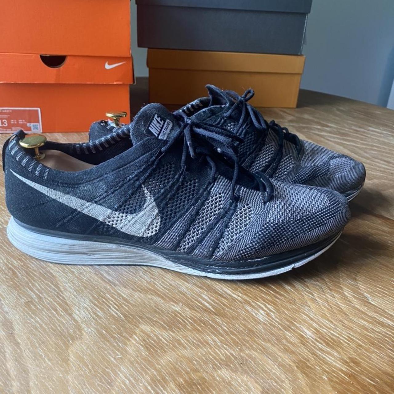 flyknit trainer size 9