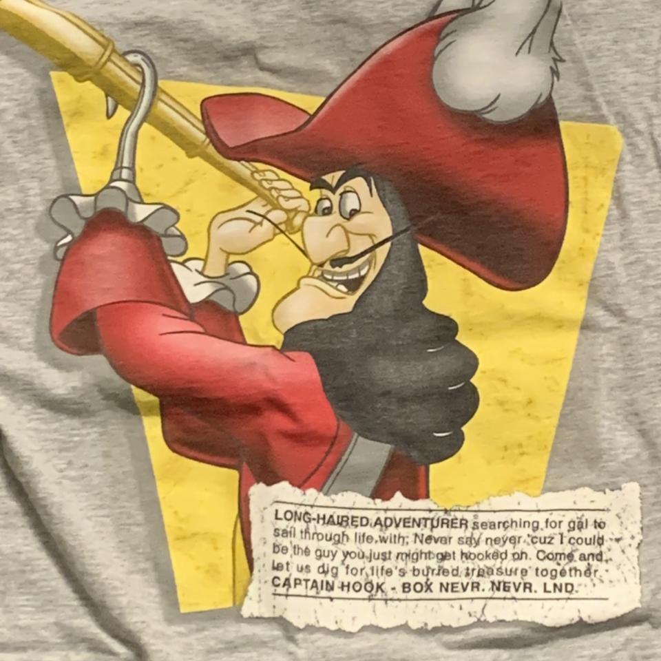 Vintage 90s Disney Villains T-shirt Captain Hook... - Depop