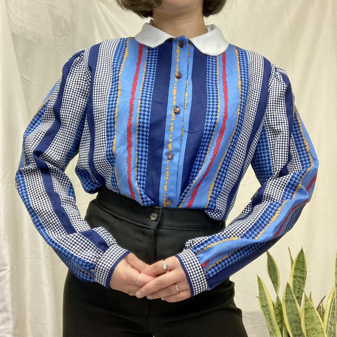 🌼Vintage Granny Chic Blouse🌼 Funky Patterned Blouse,... - Depop