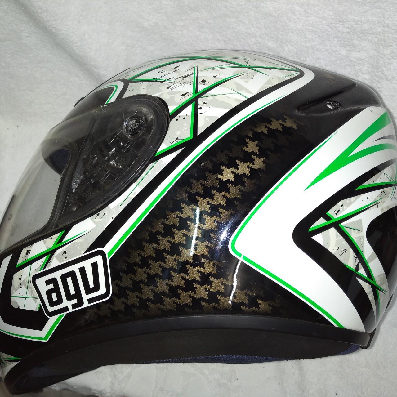 Casco AGV k4 usato ma in Depop