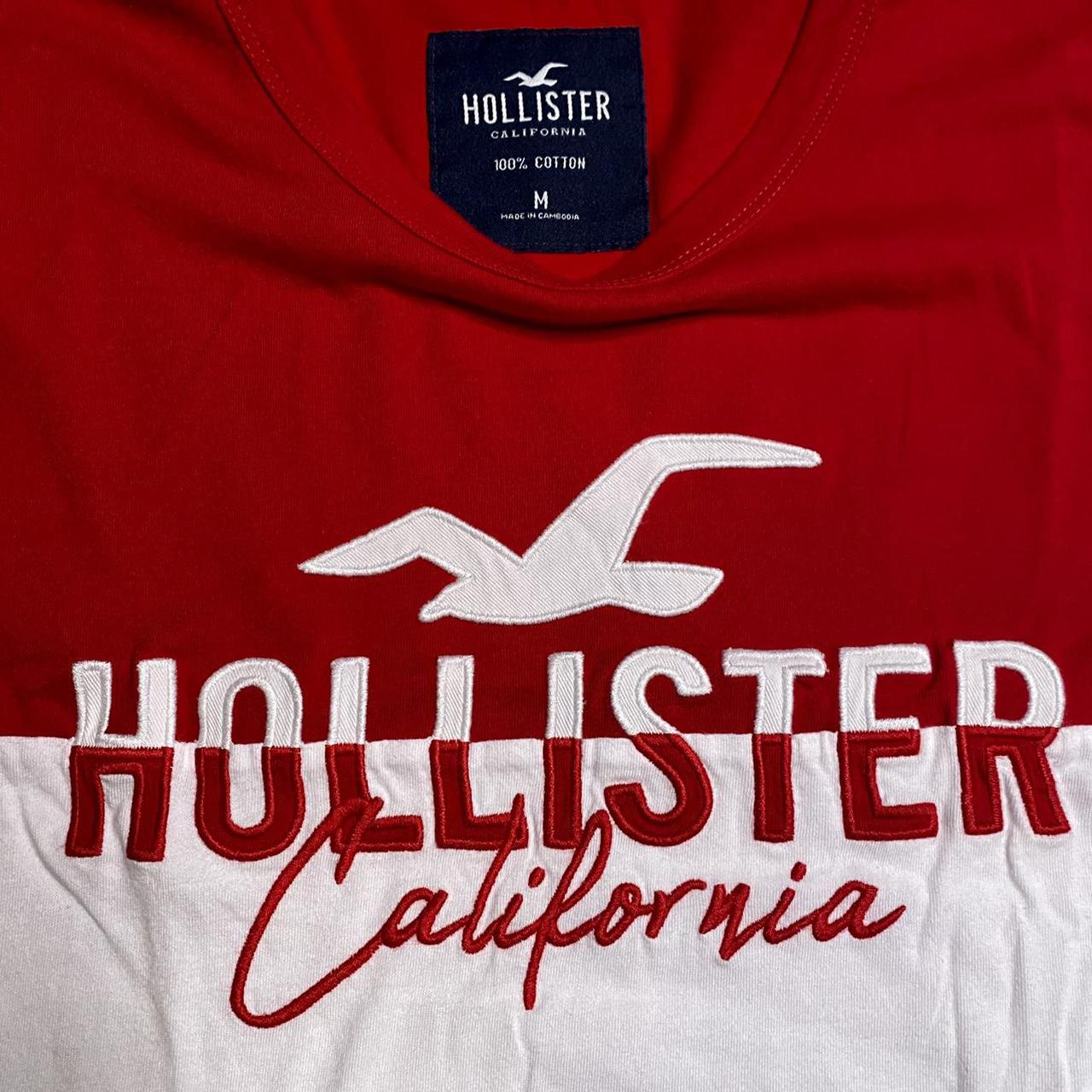 Red and white Hollister tshirt large - Depop