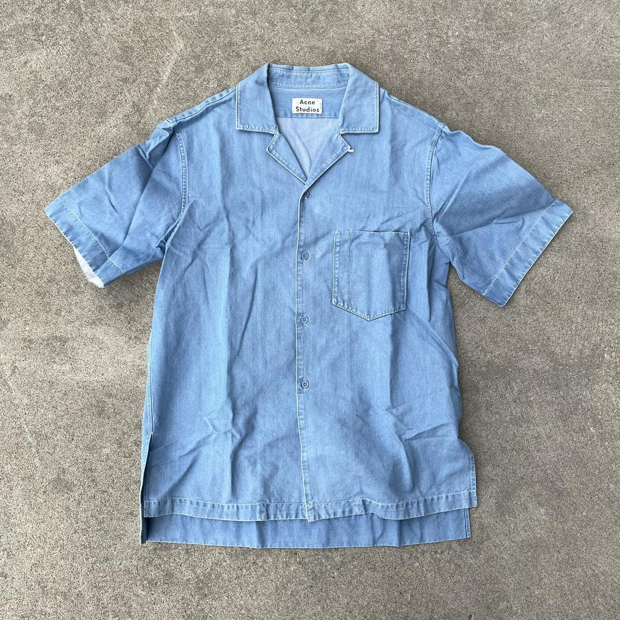 Short Sleeve Acne Studios Elms Print Item: Acne Studios Elm Denim