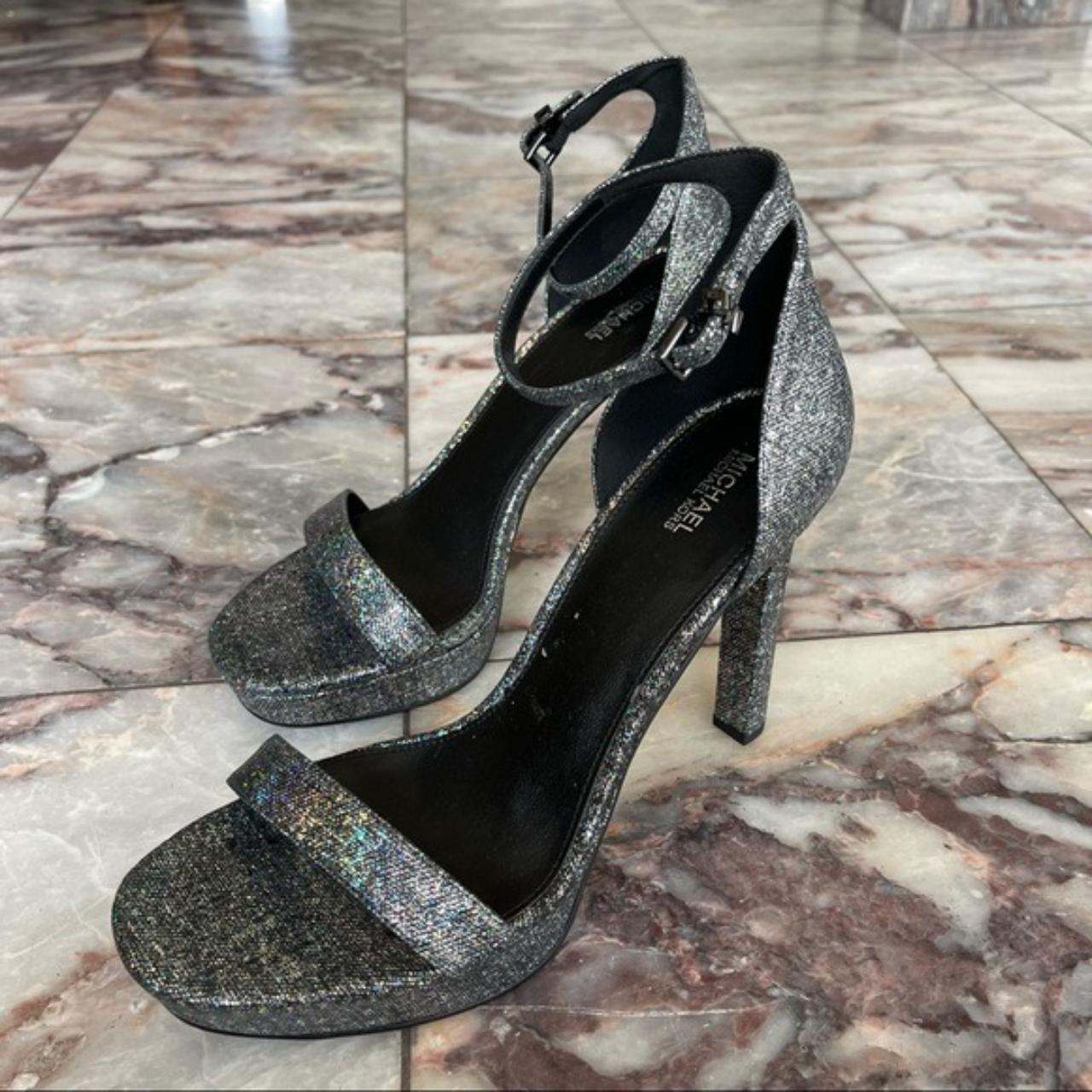 Michael Kors Margot Metallic Heels Silver metallic