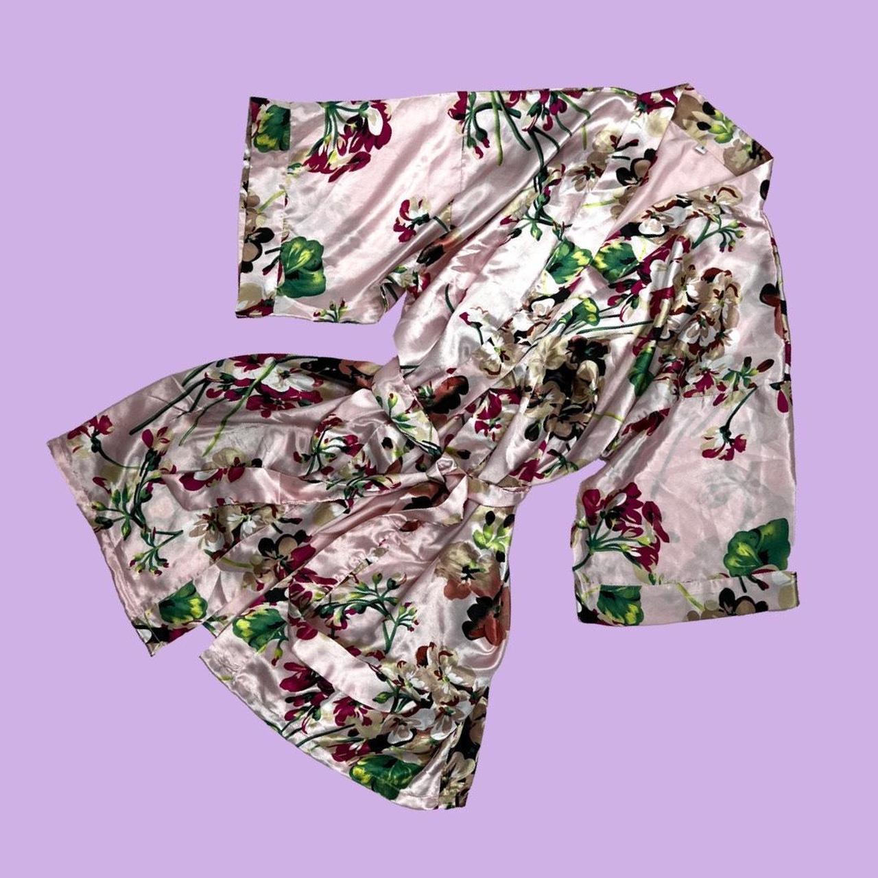 Women's Pink and Green Robe Depop