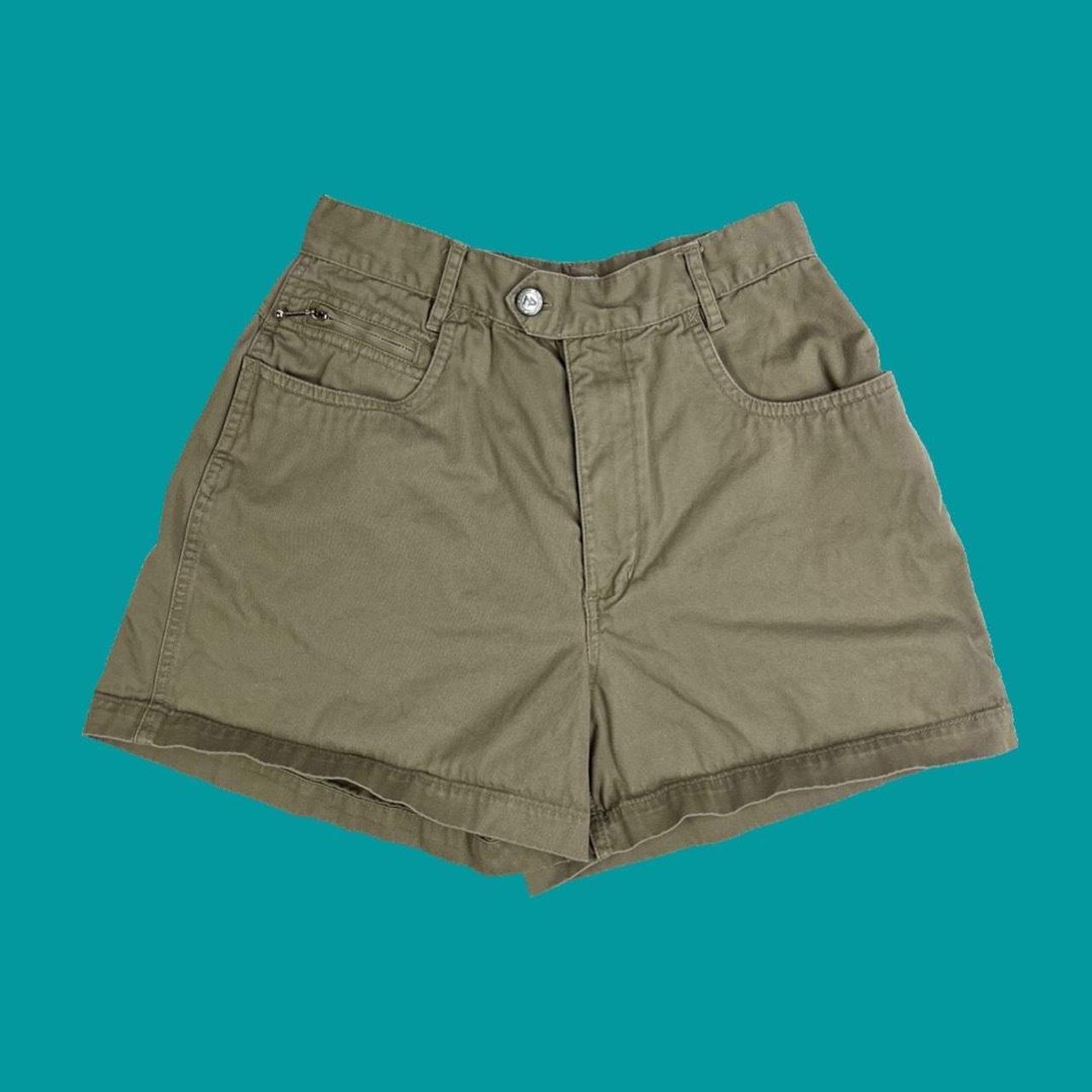 Arizona Women's Tan and Khaki Shorts Depop