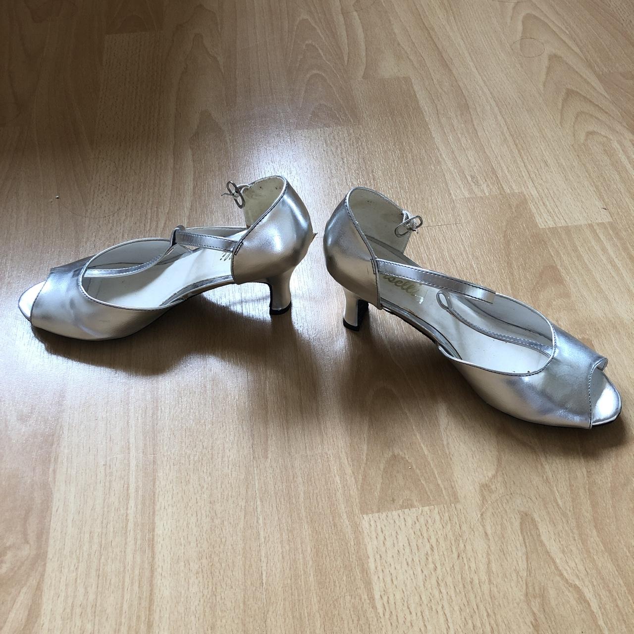 Silver heels 2.5 on sale inch