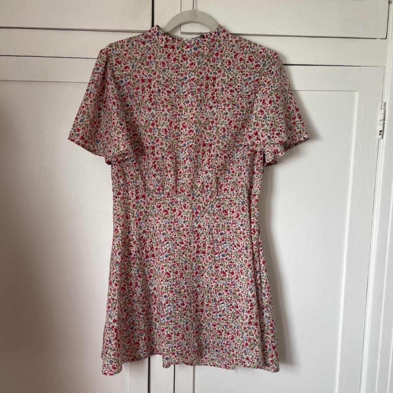 cute little Asos dress 🌺 i thrifted this but deduced... - Depop