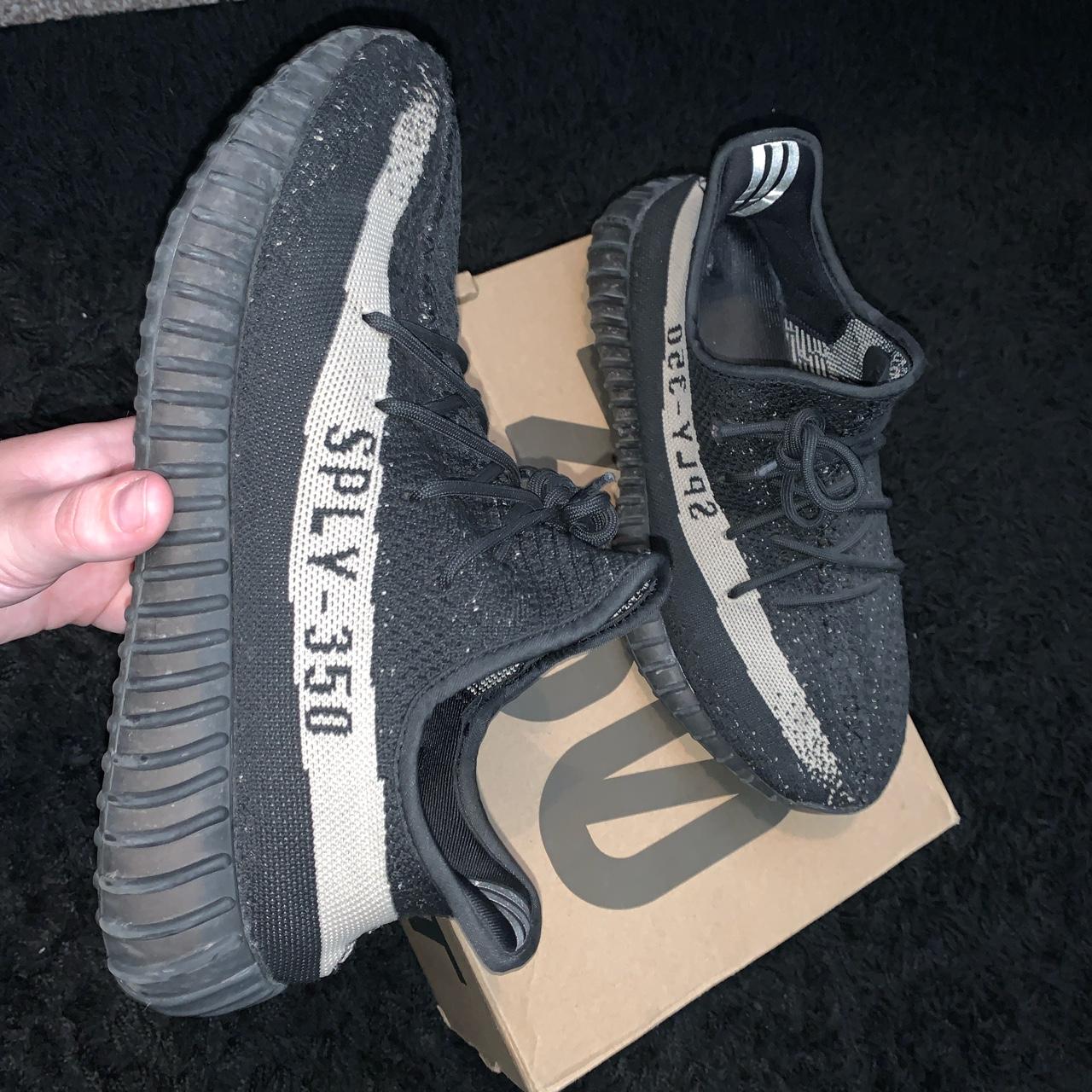 Mens hot sale yeezy trainers