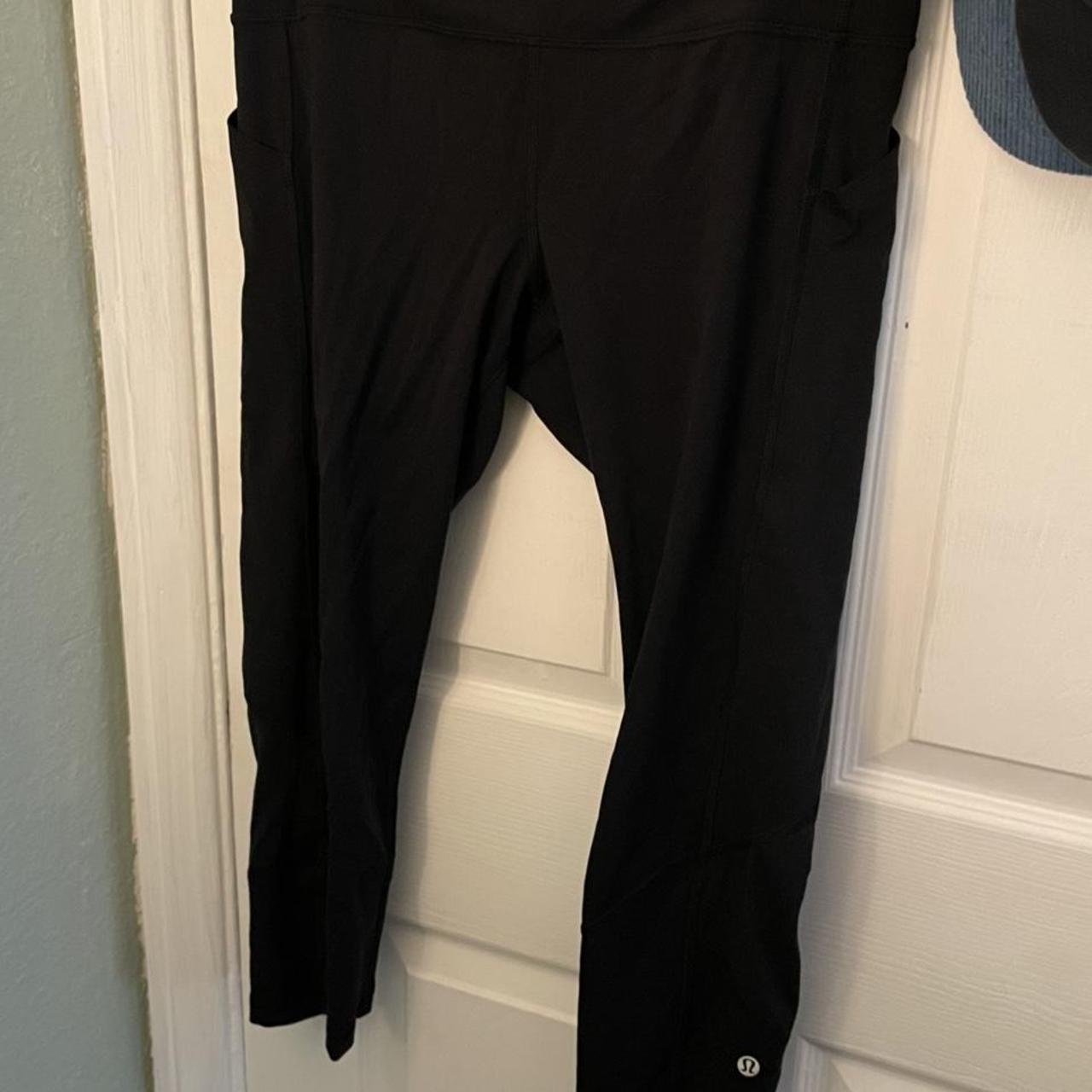 lululemon leggings size 10 💋💋 zipper at the back - Depop