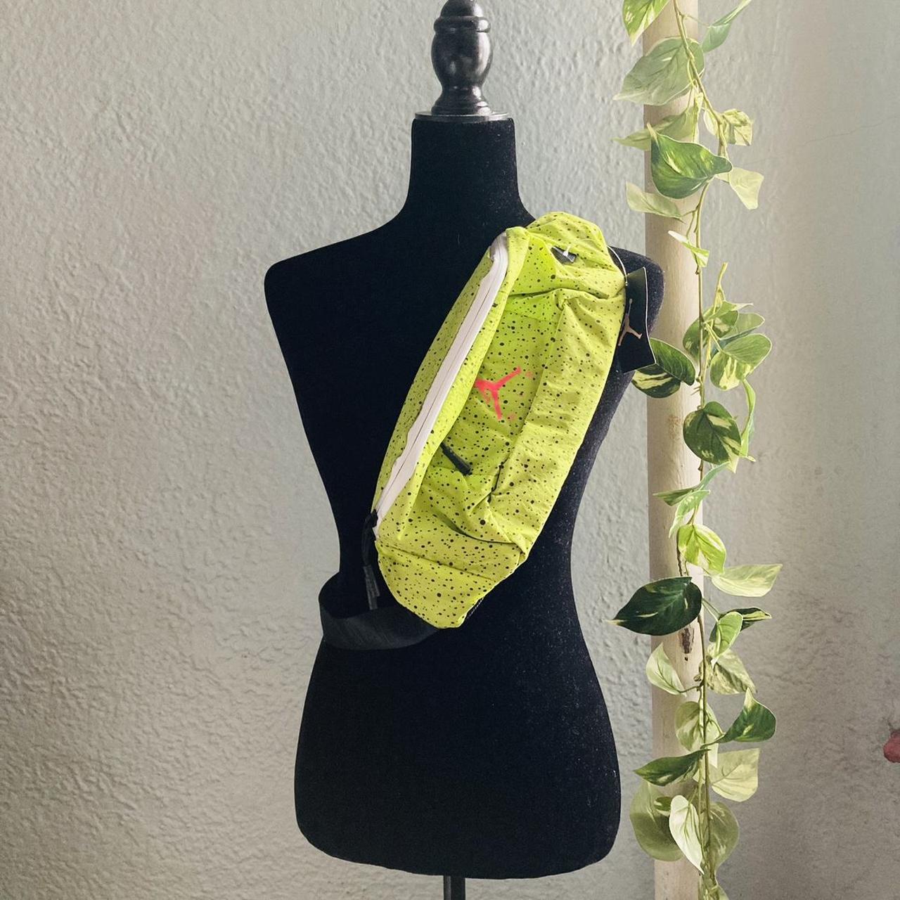 Lime green discount nike fanny pack