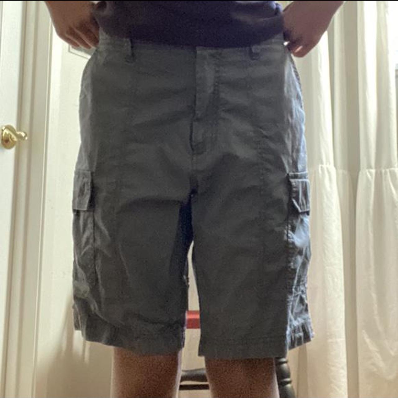 Mens grey cargo shorts. Very comfortable. Size 28.... Depop