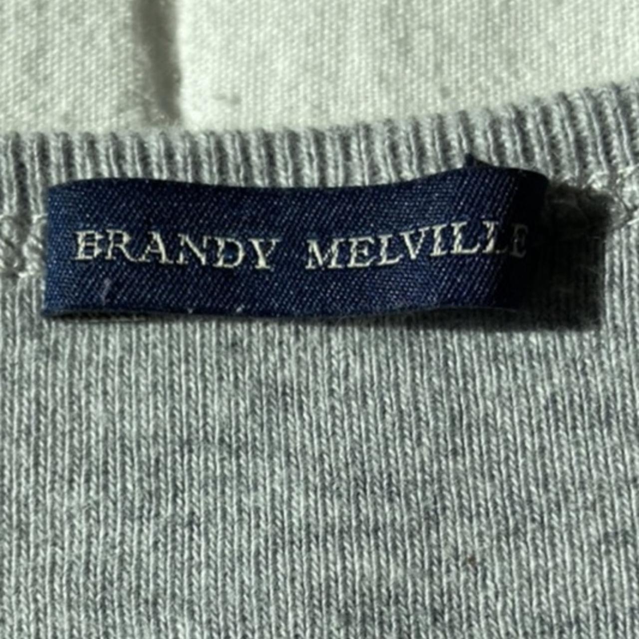 Brandy Melville - Brandy Melville Ashlyn Top on Designer Wardrobe